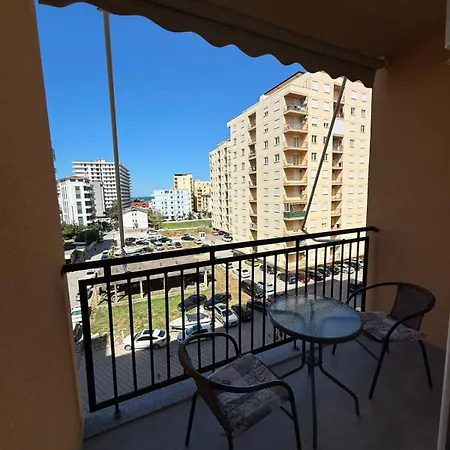 Dea Apartment *